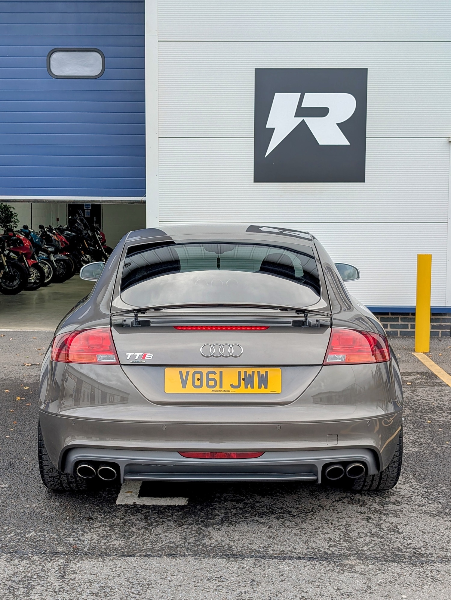 Used Audi TT 2011 for sale - 76444556: Photo 8