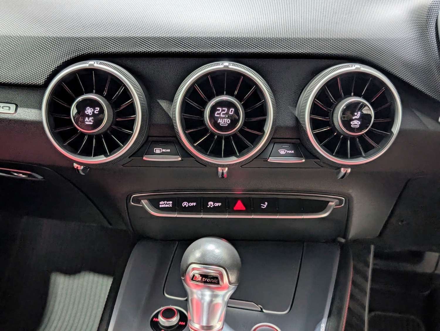 Used Audi TT 2016 for sale - 76918229: Photo 14