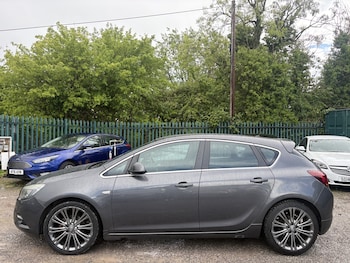 Used Vauxhall Astra 2012 for sale - 78604891: Photo