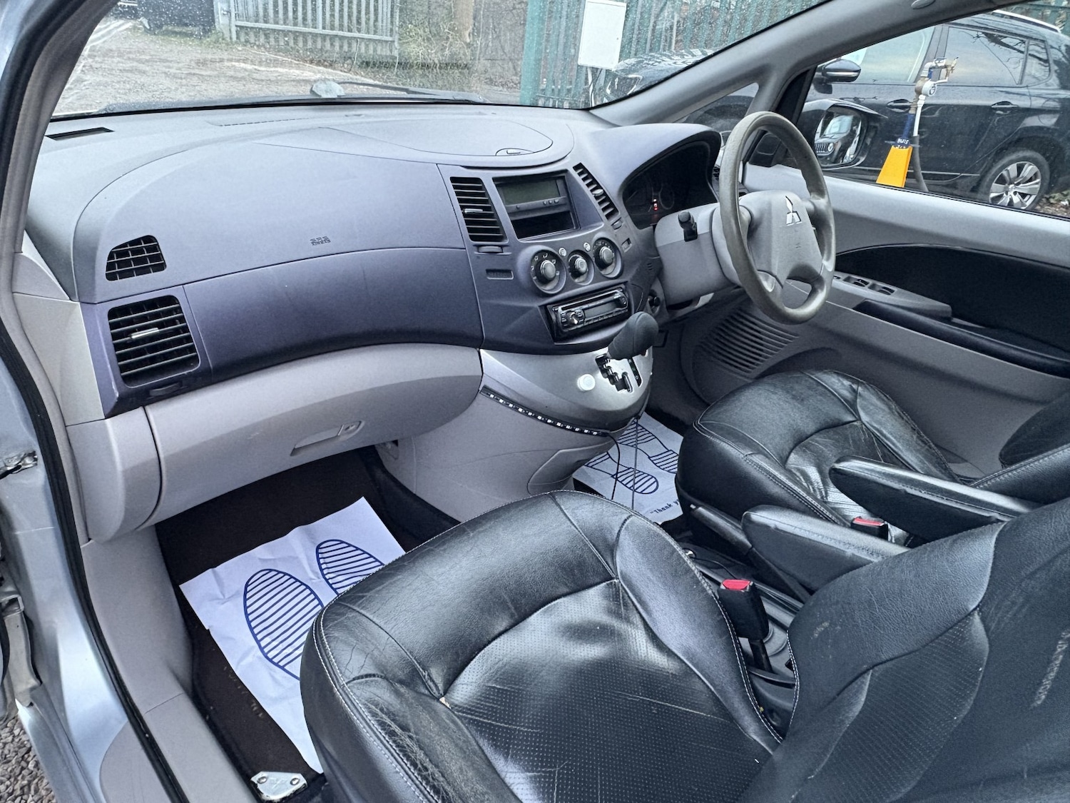 Used Mitsubishi Grandis 2004 for sale - 77118589: Photo 11