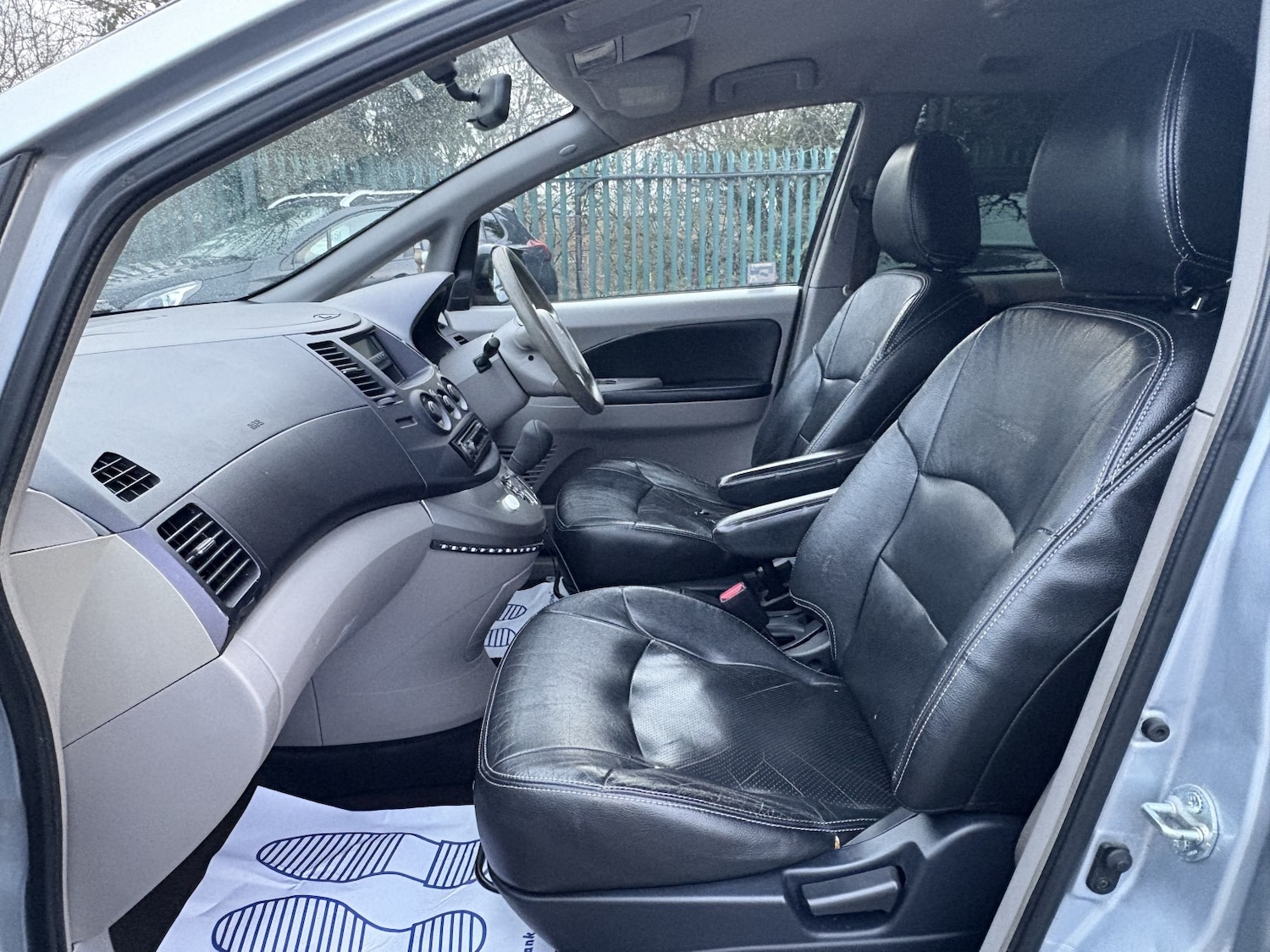 Used Mitsubishi Grandis 2004 for sale - 77118589: Photo 15