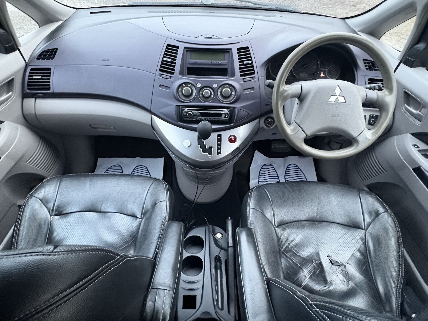 Used Mitsubishi Grandis 2004 for sale - 77118589: Photo 17