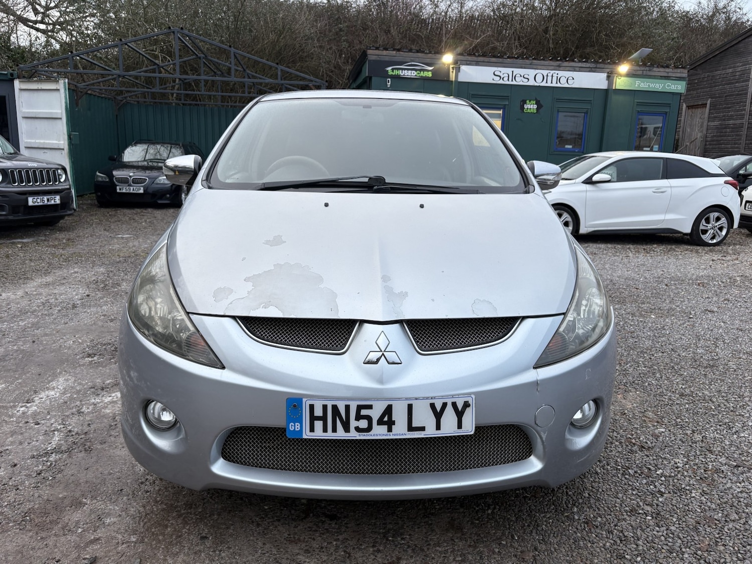 Used Mitsubishi Grandis 2004 for sale - 77118589: Photo 2