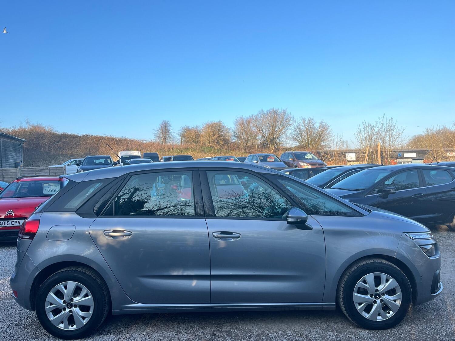 Used Citroen C4 Picasso 2016 for sale - 76374211: Photo 2
