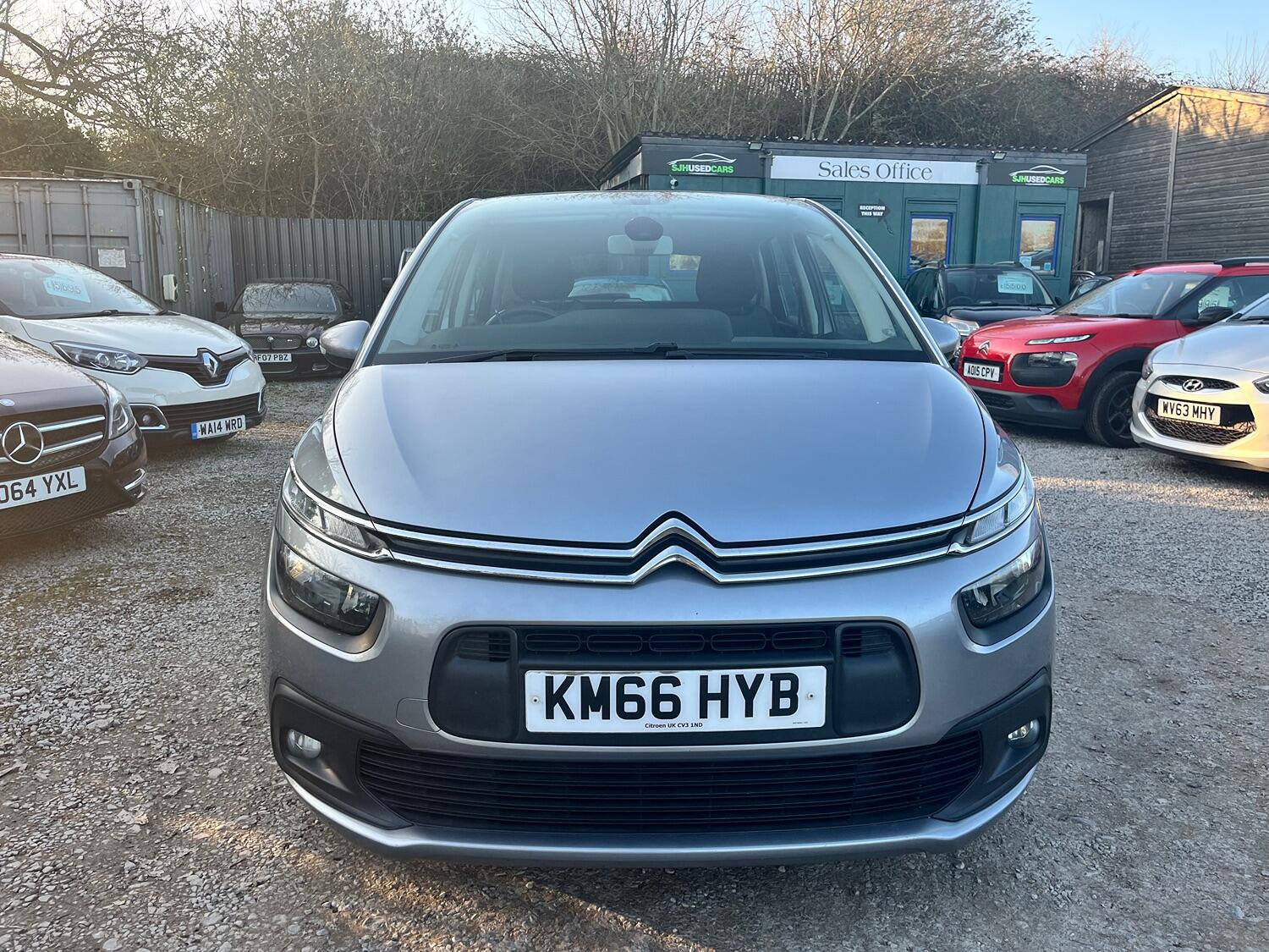 Used Citroen C4 Picasso 2016 for sale - 76374211: Photo 3