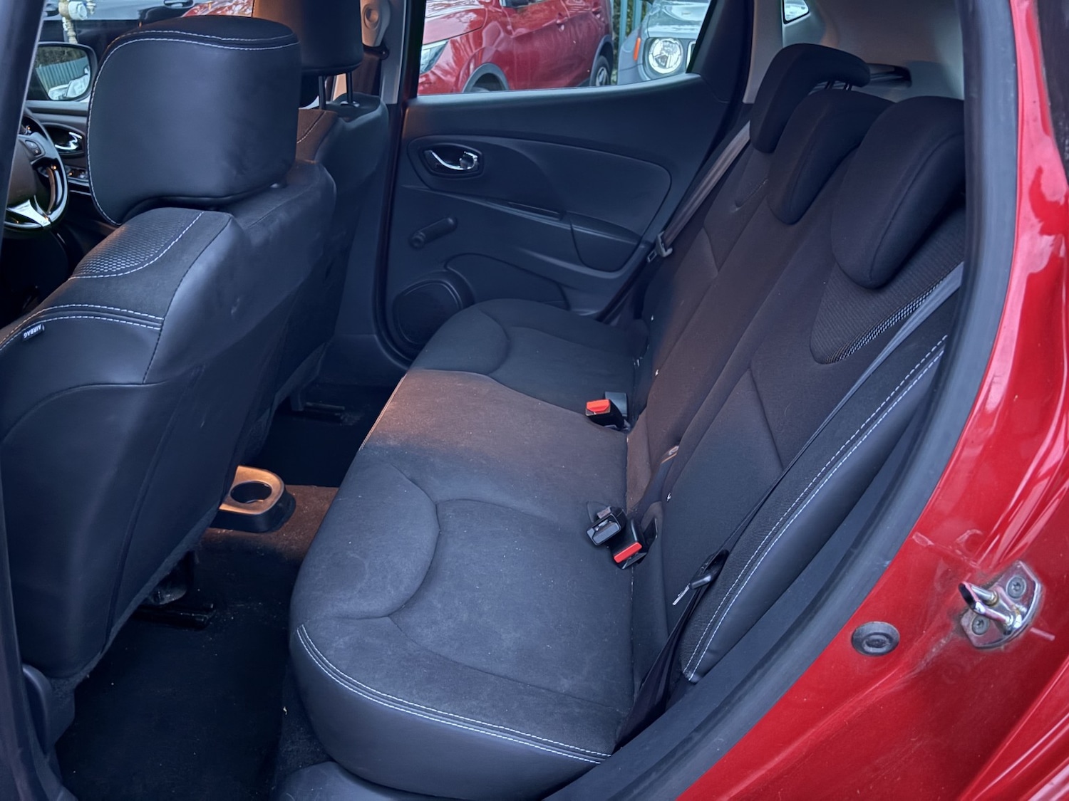 Used Renault Clio 2014 for sale - 76421870: Photo 16