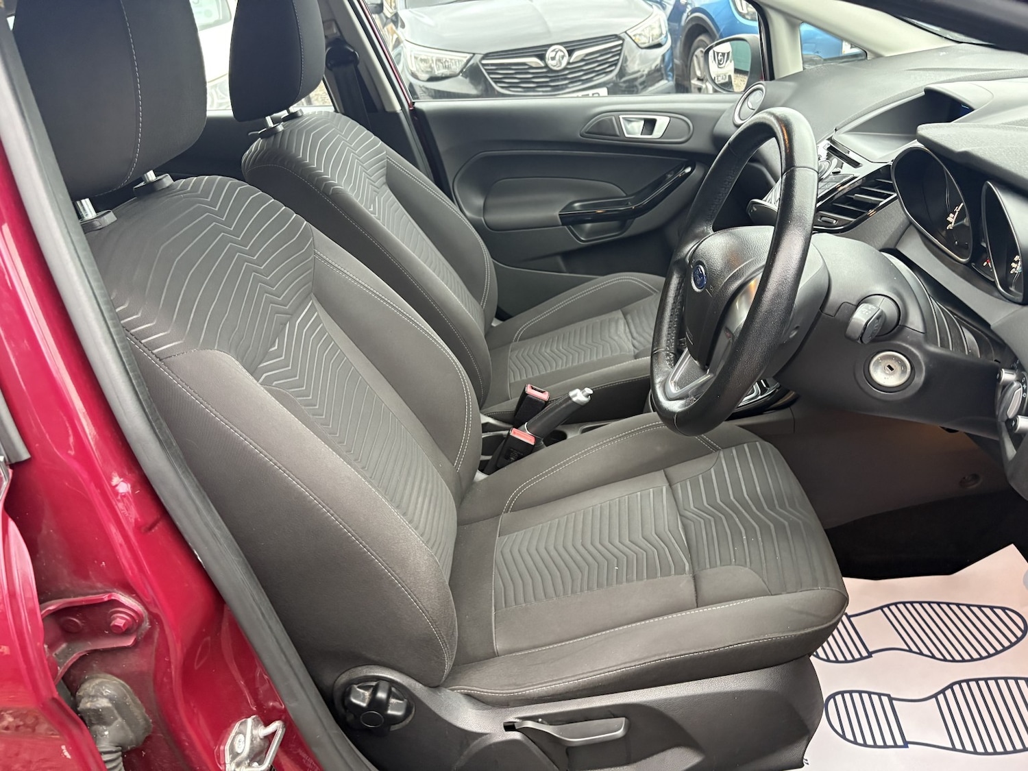 Used Ford Fiesta 2013 for sale - 76918442: Photo 11