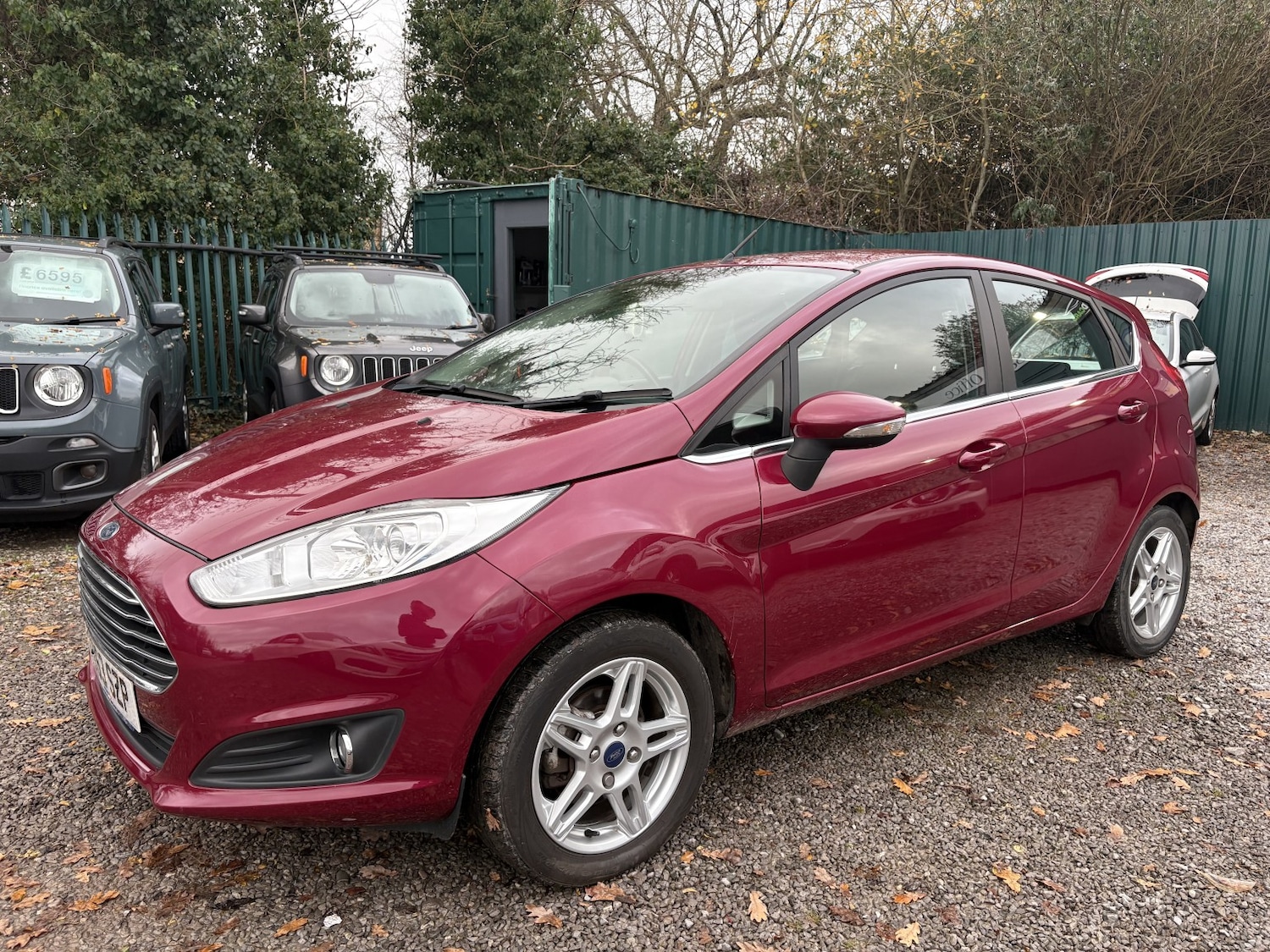 Used Ford Fiesta 2013 for sale - 76918442: Photo 3
