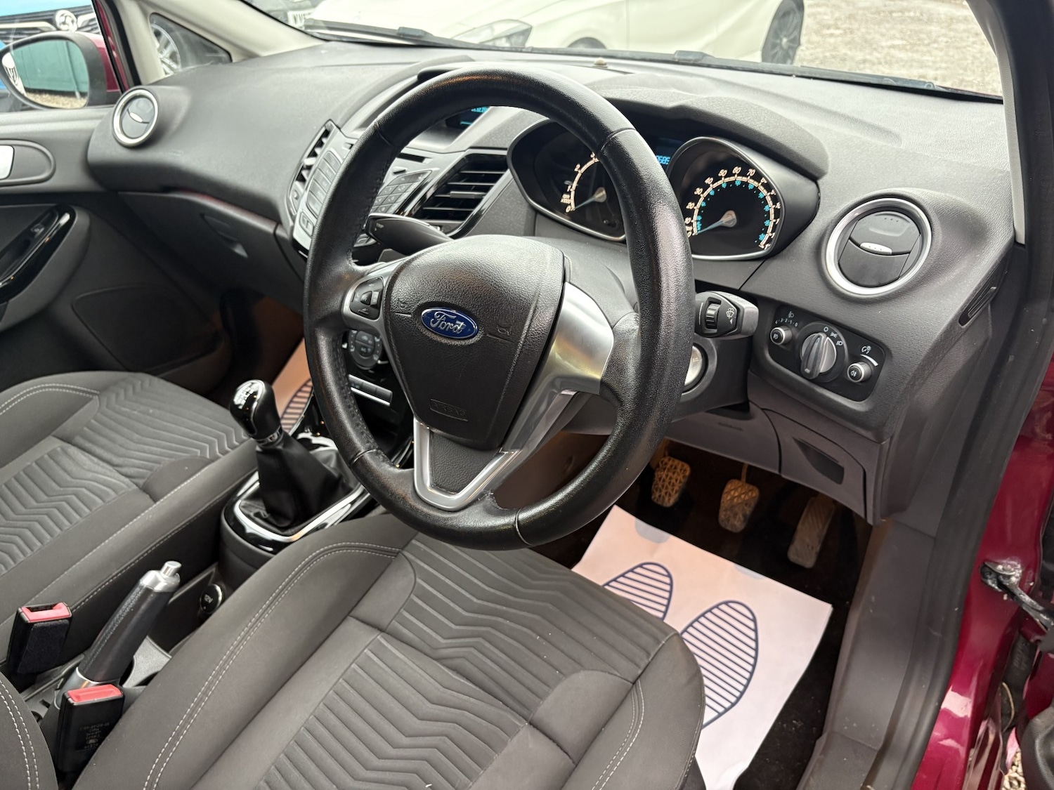 Used Ford Fiesta 2013 for sale - 76918442: Photo 9