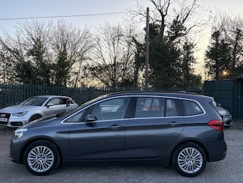 Used BMW 2 Series 2017 for sale - 77758996: Photo