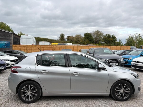 Used Peugeot 308 2016 for sale - 75705989: Photo 2