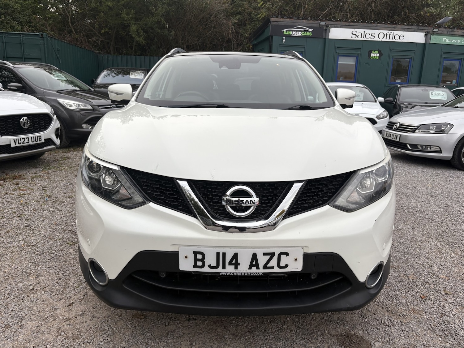 Used Nissan Qashqai 2014 for sale - 76156729: Photo 2