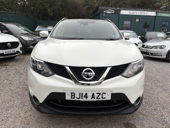 Used Nissan Qashqai 2014 for sale - 76156729: Photo 2