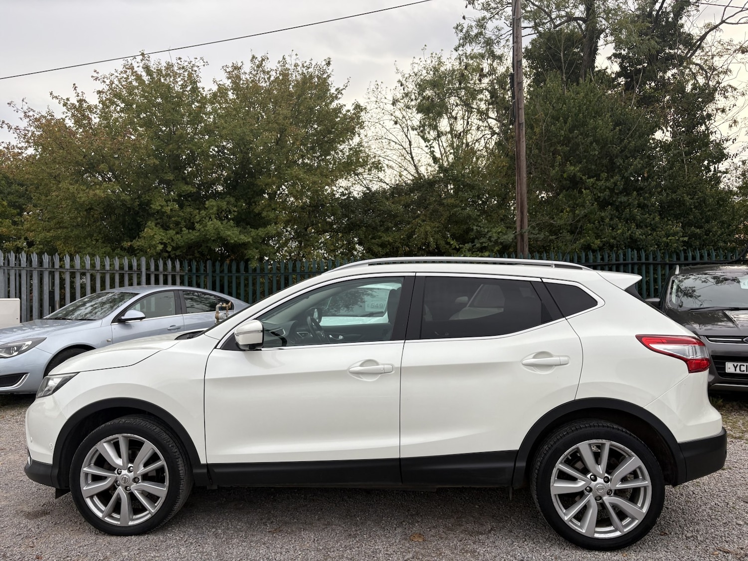 Used Nissan Qashqai 2014 for sale - 76156729: Photo 4