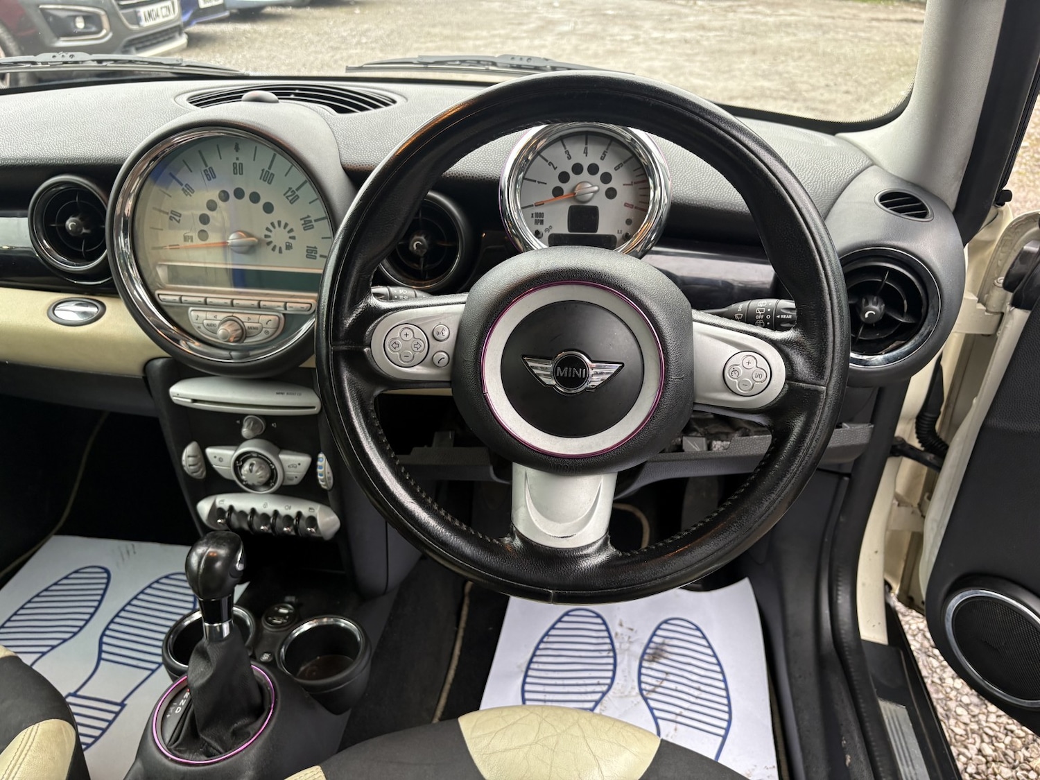 Used MINI Hatch 2010 for sale - 77789323: Photo 17