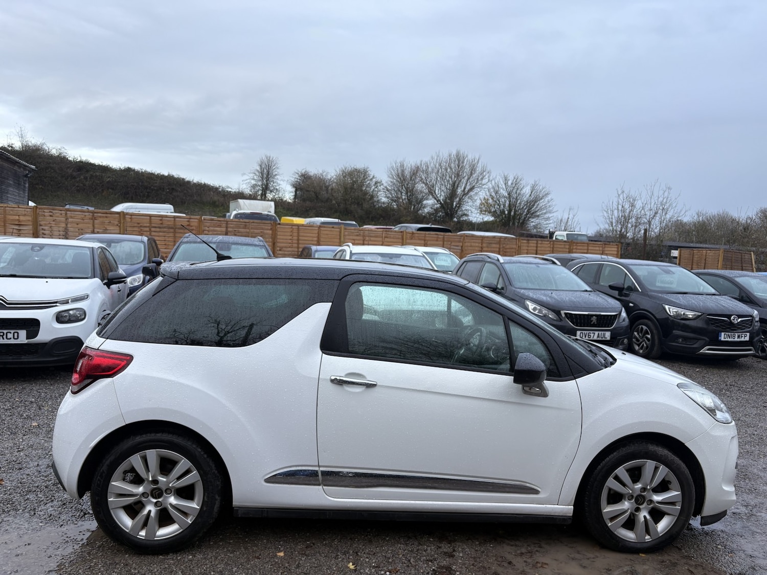 Used Citroen DS3 2011 for sale - 76748232: Photo 5