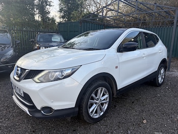 Used Nissan Qashqai 2015 for sale - 77173232: Photo