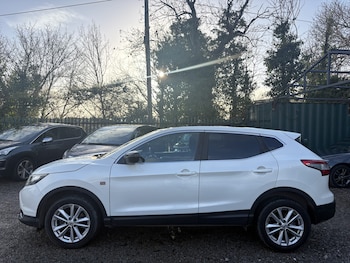 Used Nissan Qashqai 2015 for sale - 77173232: Photo