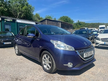 Used Peugeot 208 2013 for sale - 75975507: Photo