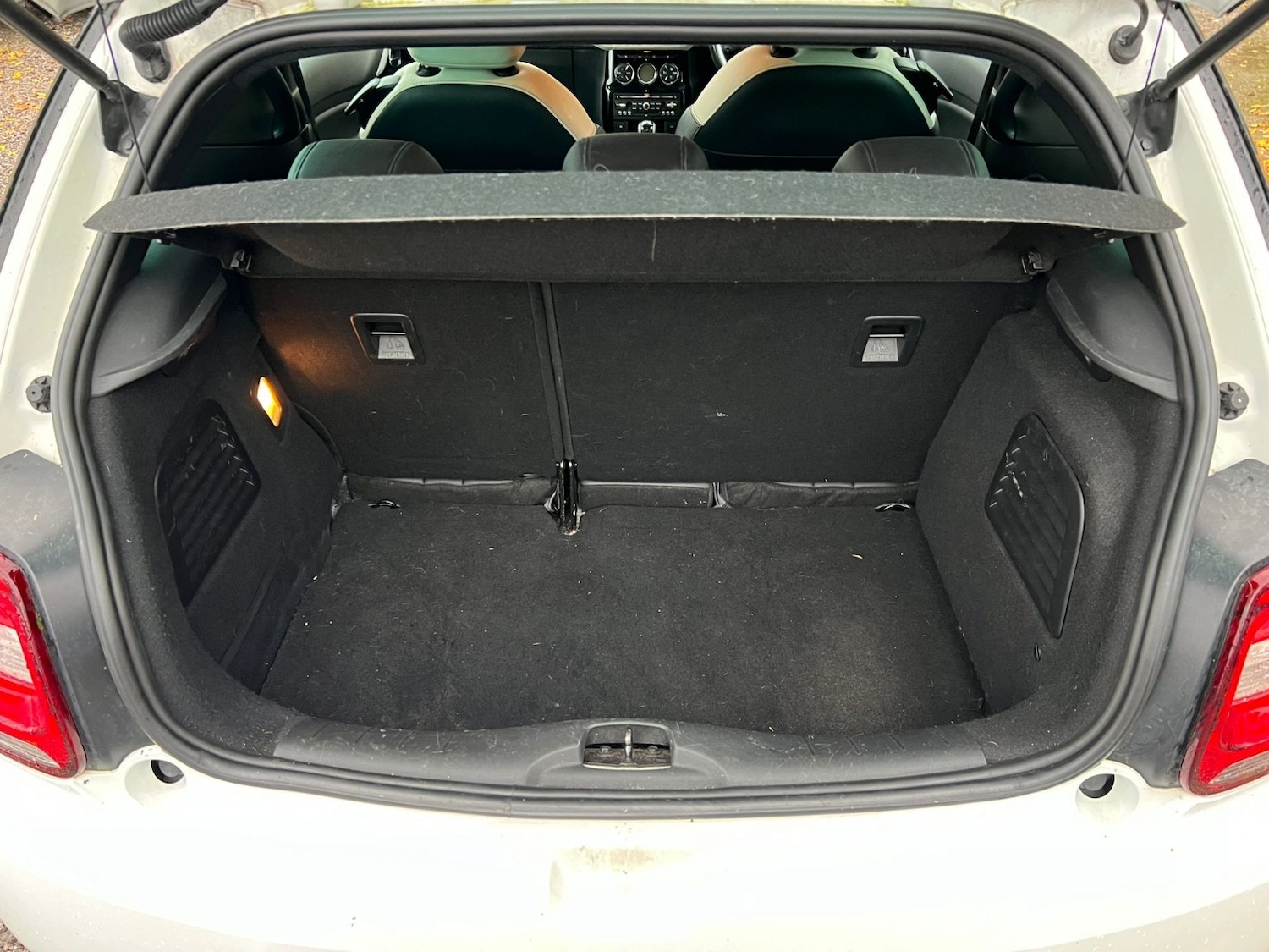 Used Citroen DS3 2012 for sale - 76476962: Photo 15