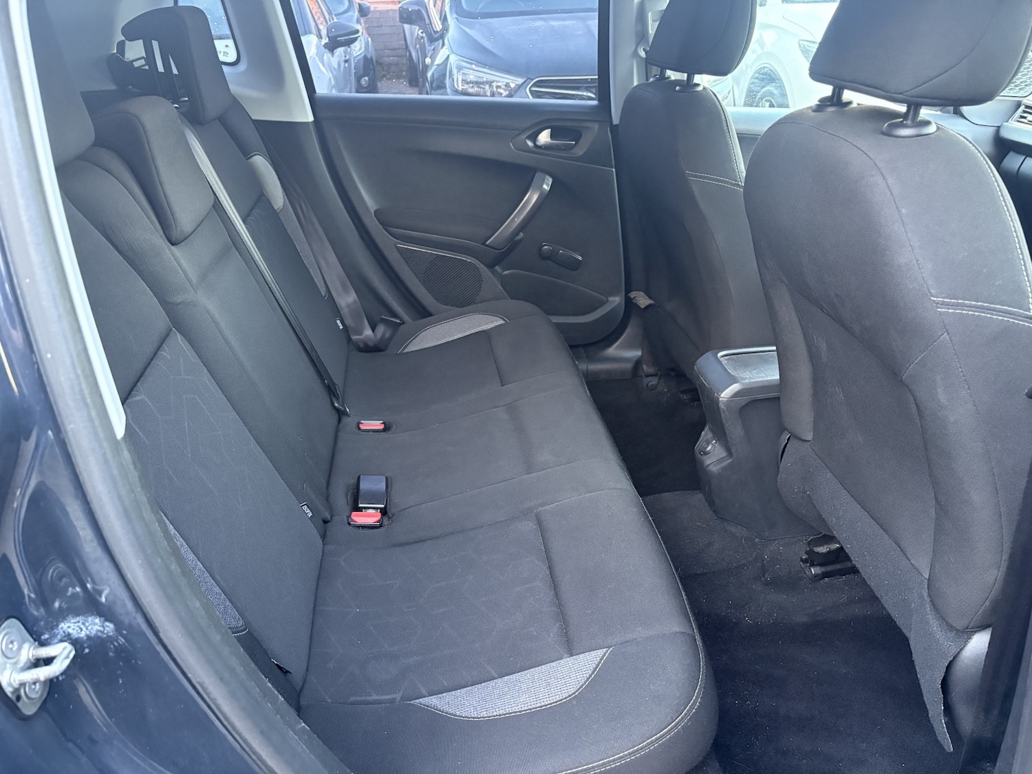 Used Peugeot 2008 2017 for sale - 76662696: Photo 11