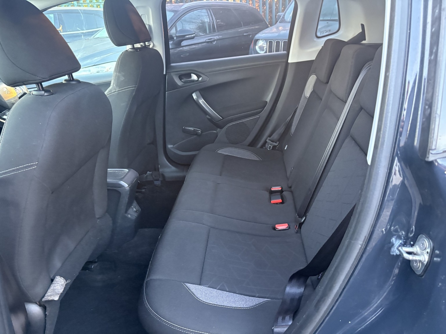 Used Peugeot 2008 2017 for sale - 76662696: Photo 15