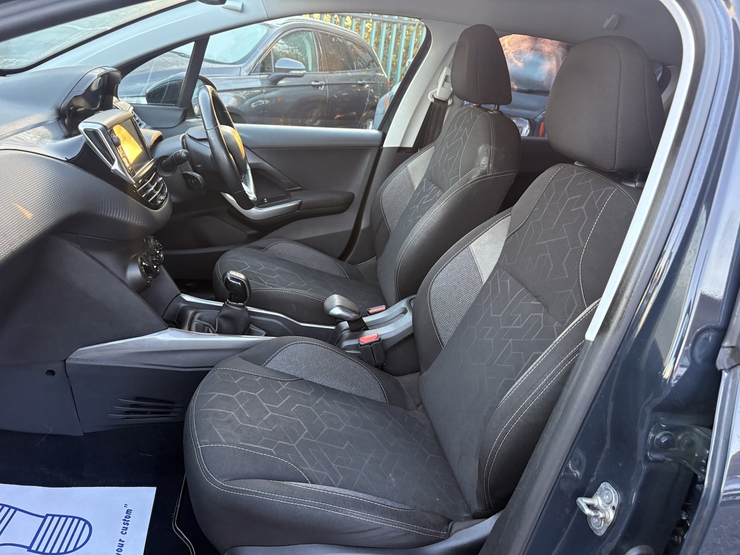 Used Peugeot 2008 2017 for sale - 76662696: Photo 18