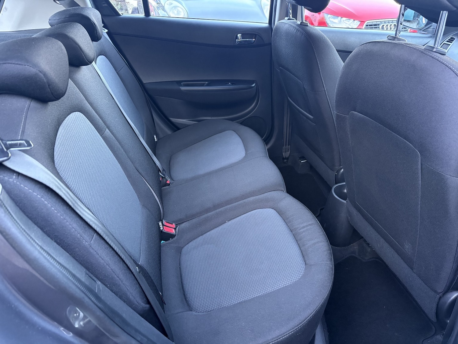 Used Hyundai i20 2014 for sale - 77474854: Photo 10