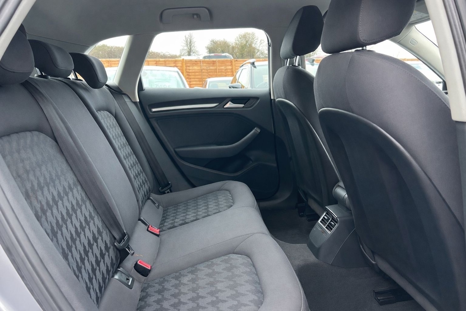 Used Audi A3 2015 for sale - 77258589: Photo 10