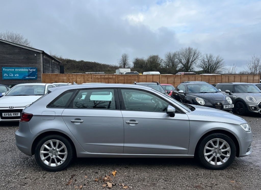 Used Audi A3 2015 for sale - 77258589: Photo 6