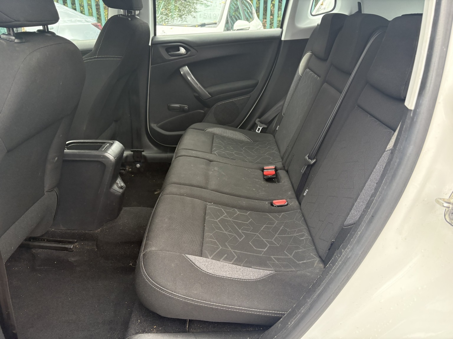 Used Peugeot 2008 2016 for sale - 76170448: Photo 11
