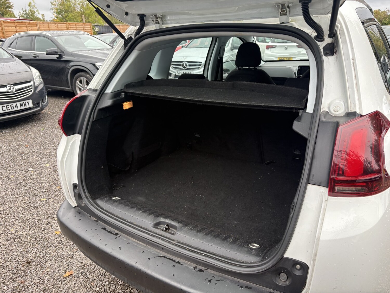 Used Peugeot 2008 2016 for sale - 76170448: Photo 15