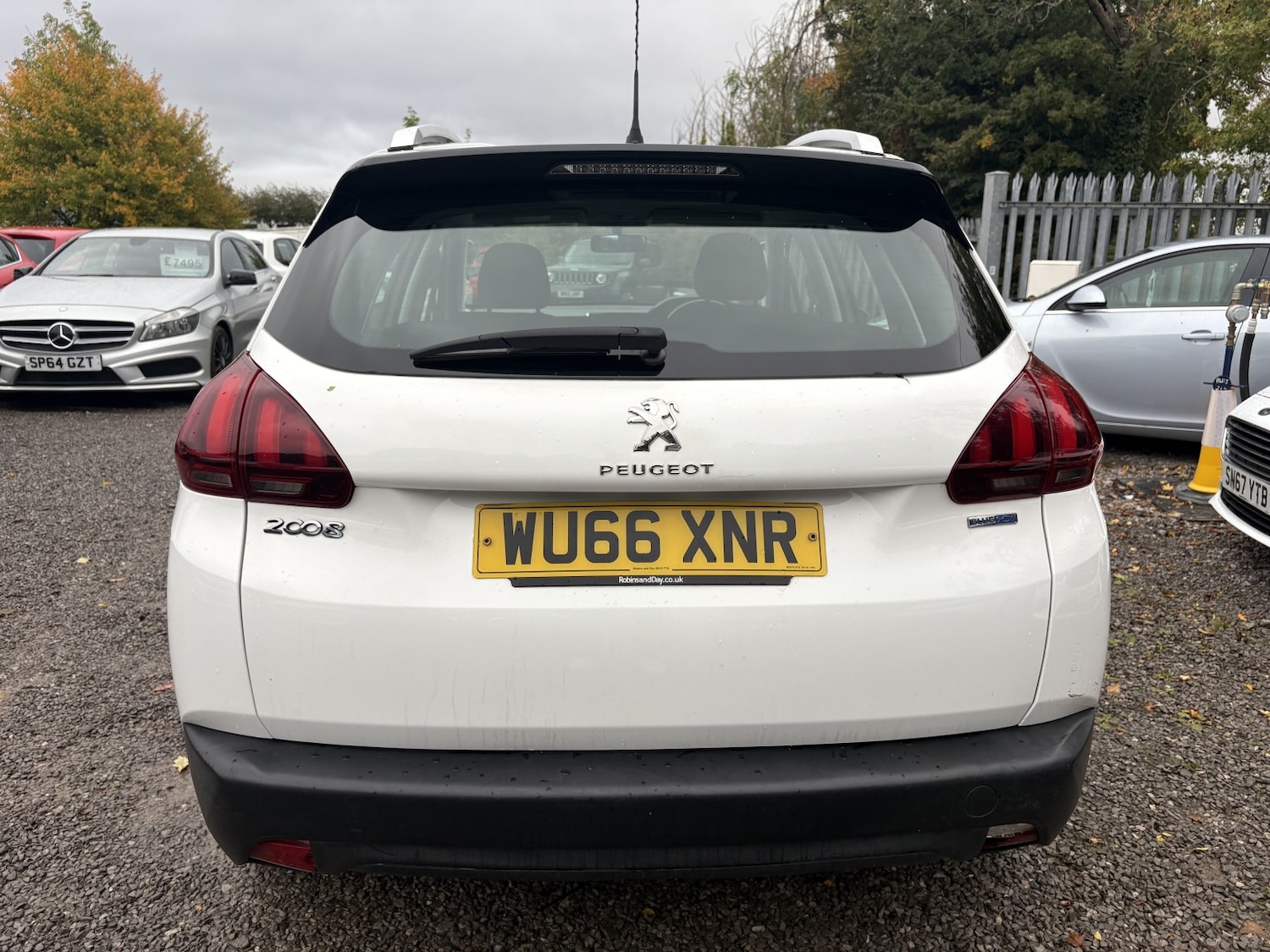Used Peugeot 2008 2016 for sale - 76170448: Photo 3