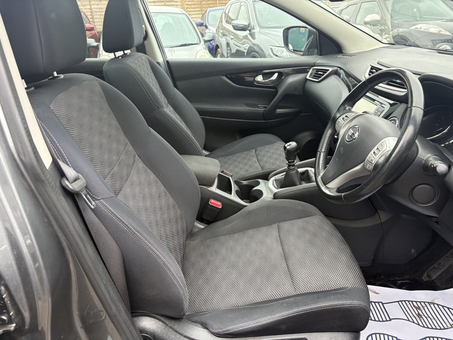 Used Nissan Qashqai 2015 for sale - 77516141: Photo 12