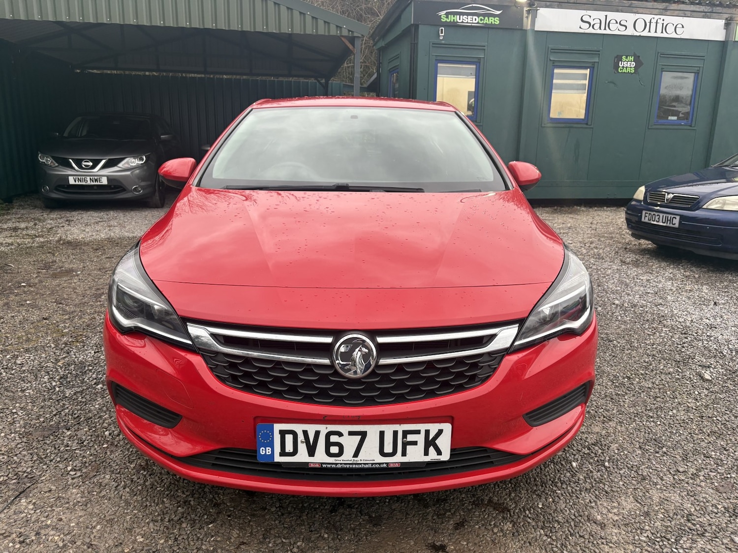 Used Vauxhall Astra 2017 for sale - 77431387: Photo 2