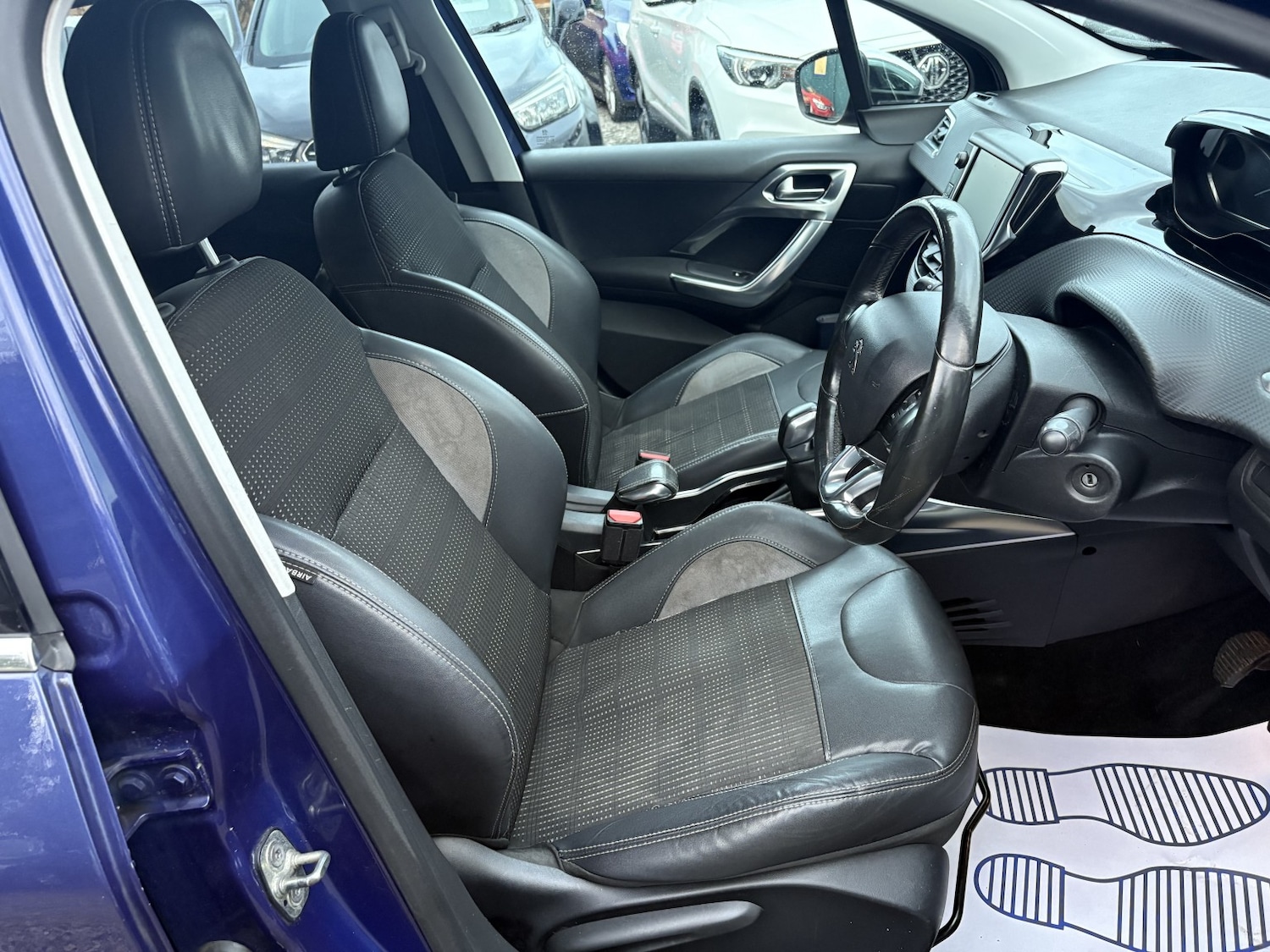 Used Peugeot 2008 2014 for sale - 76687195: Photo 11