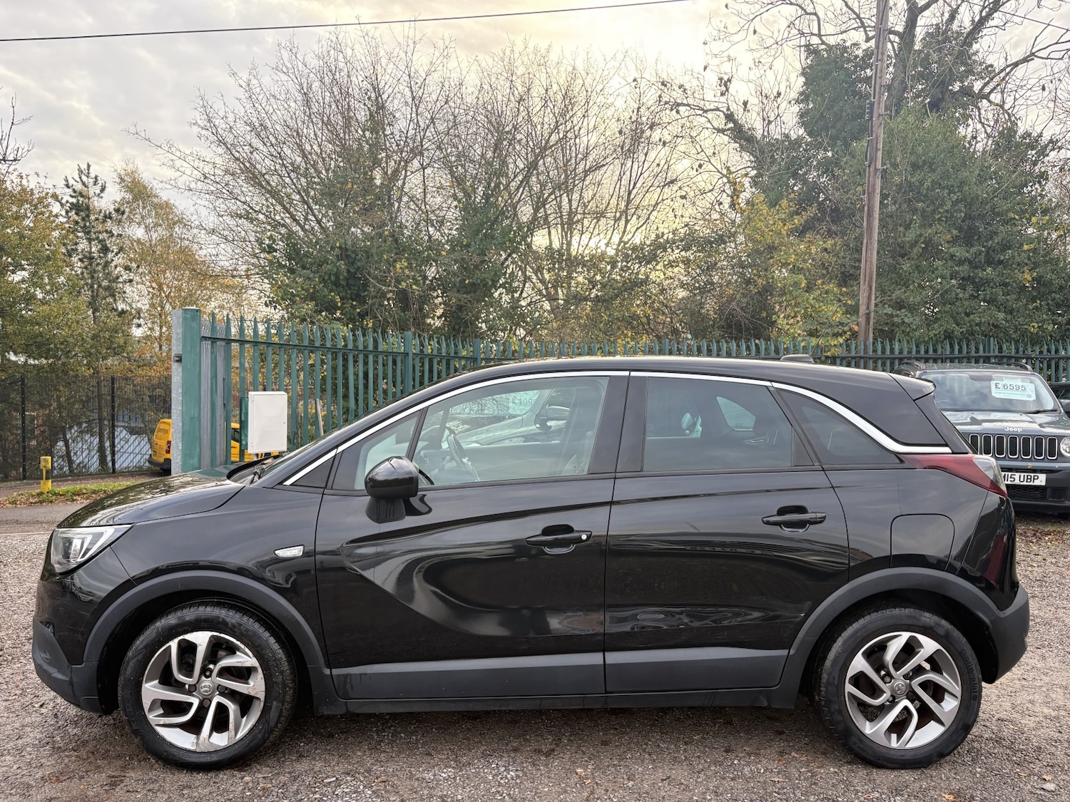 Used Vauxhall Crossland X 2018 for sale - 76687220: Photo 4