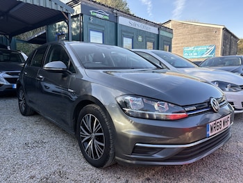 Used Volkswagen Golf 2018 for sale - 78121568: Photo
