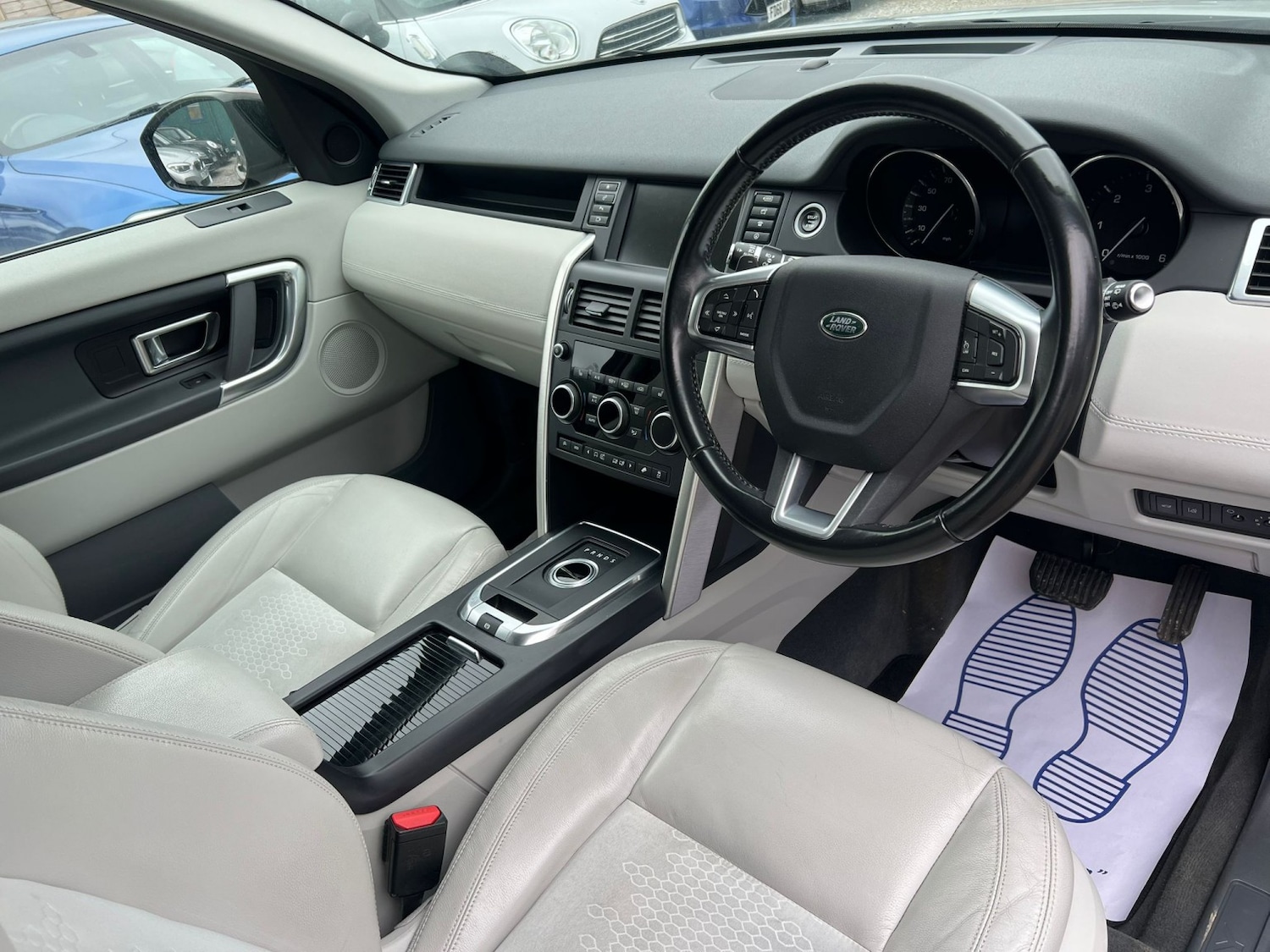 Used Land Rover Discovery Sport 2016 for sale - 77906670: Photo 15