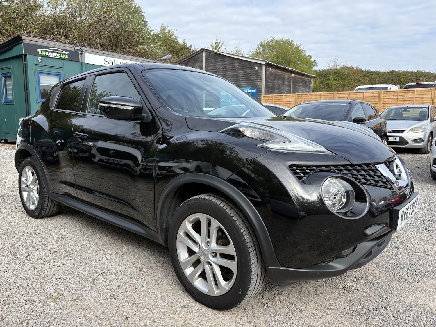 Used Nissan Juke 2017 for sale - 76751757: Photo 1