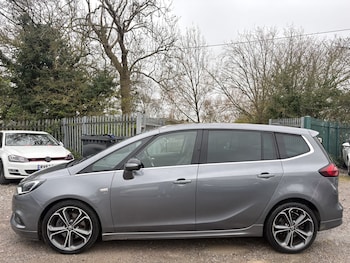 Used Vauxhall Zafira Tourer 2017 for sale - 78131602: Photo