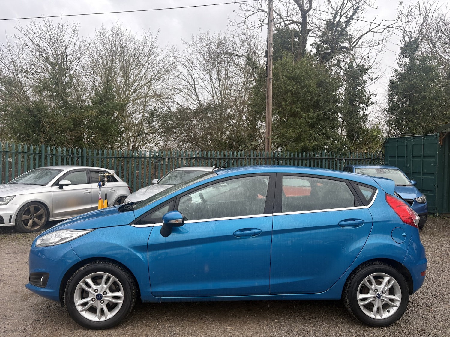 Used Ford Fiesta 2015 for sale - 77687635: Photo 4