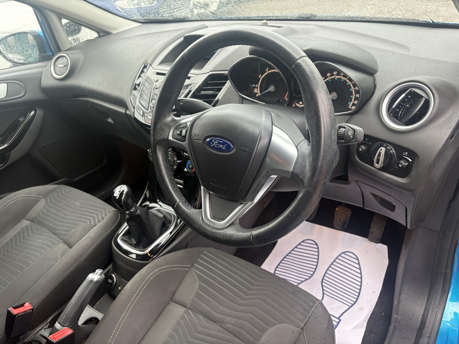 Used Ford Fiesta 2015 for sale - 77687635: Photo 9