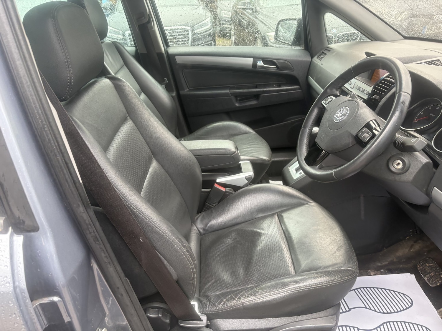 Used Vauxhall Zafira 2010 for sale - 77555042: Photo 12