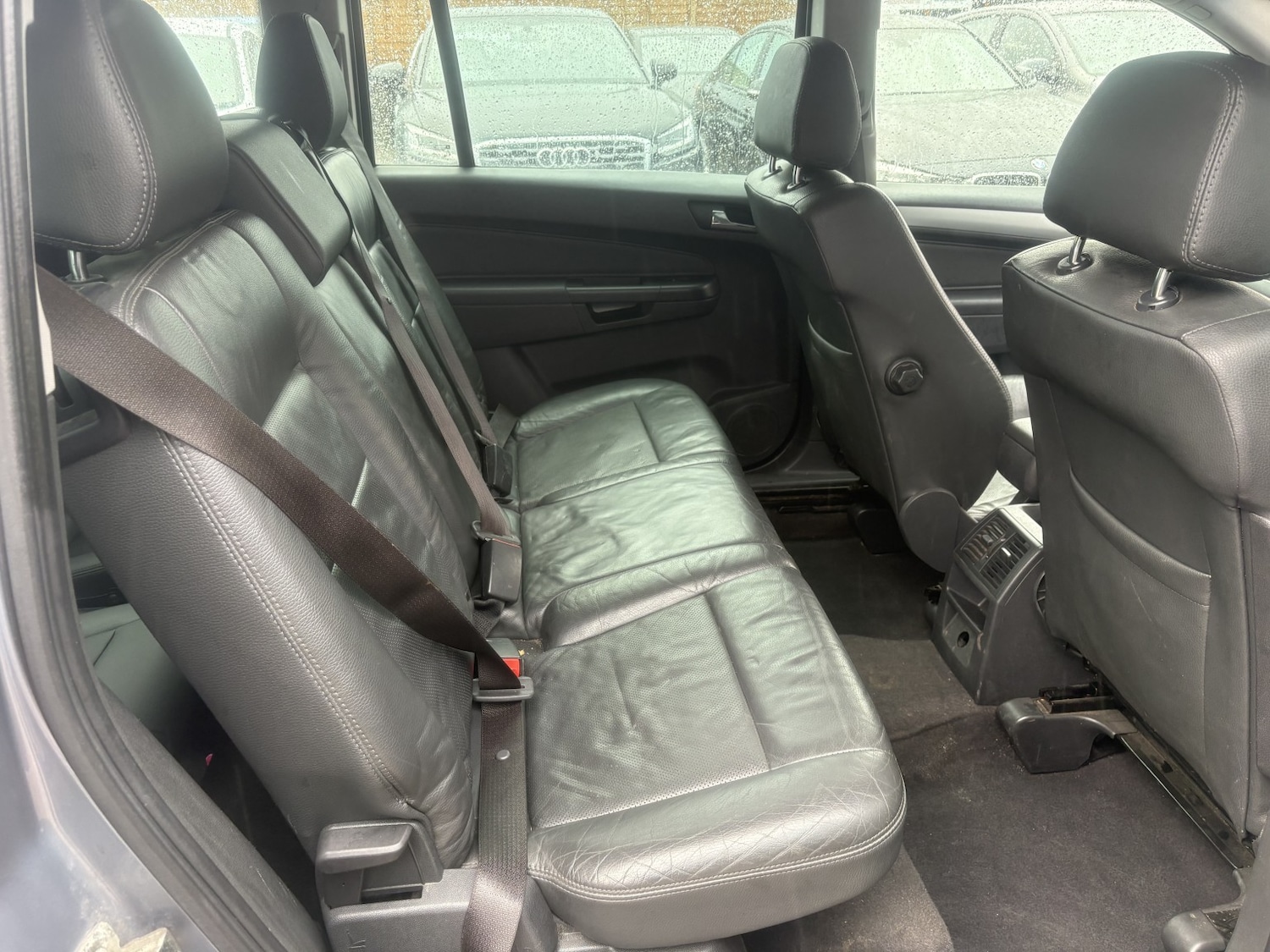 Used Vauxhall Zafira 2010 for sale - 77555042: Photo 14