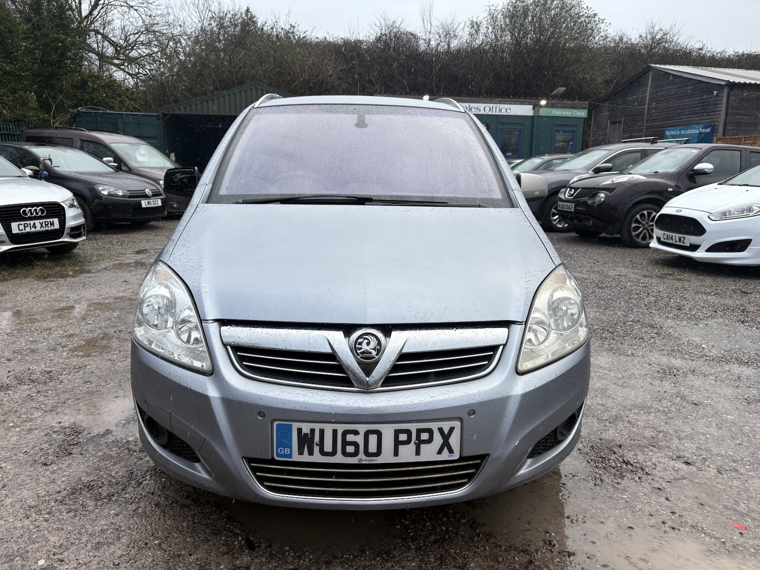 Used Vauxhall Zafira 2010 for sale - 77555042: Photo 2