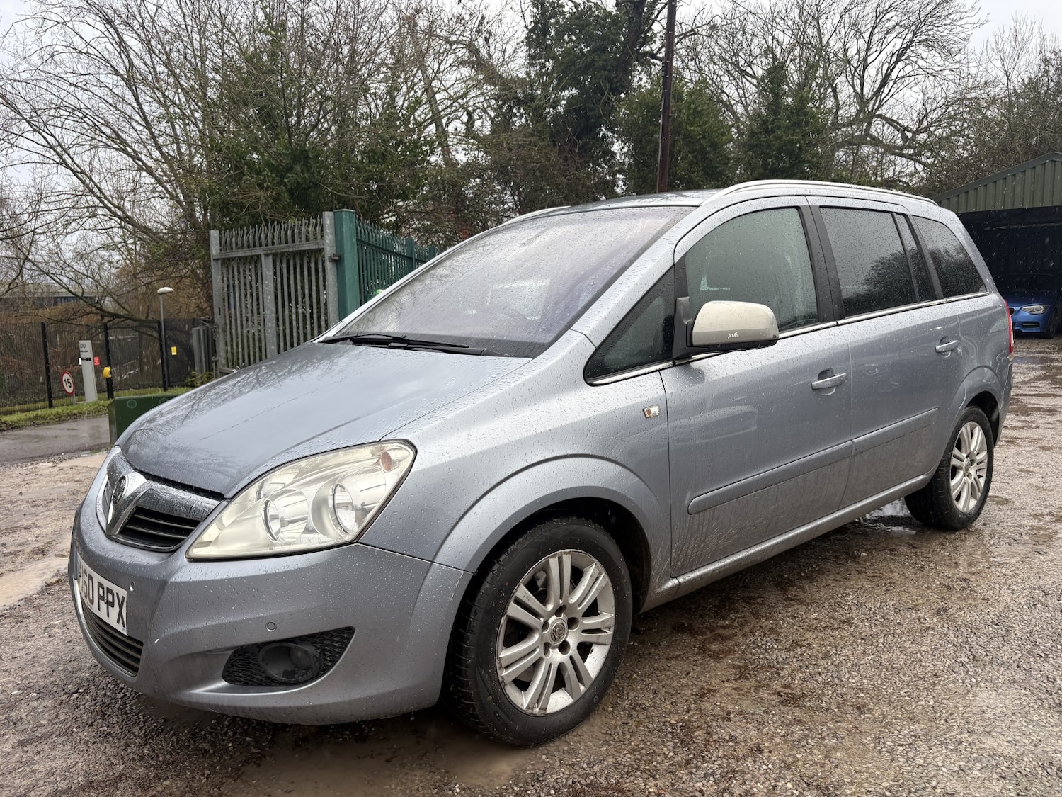 Used Vauxhall Zafira 2010 for sale - 77555042: Photo 3