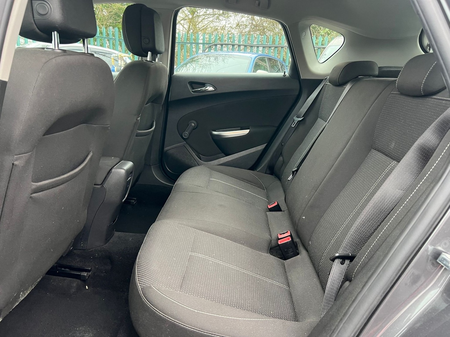 Used Vauxhall Astra 2012 for sale - 77431375: Photo 10