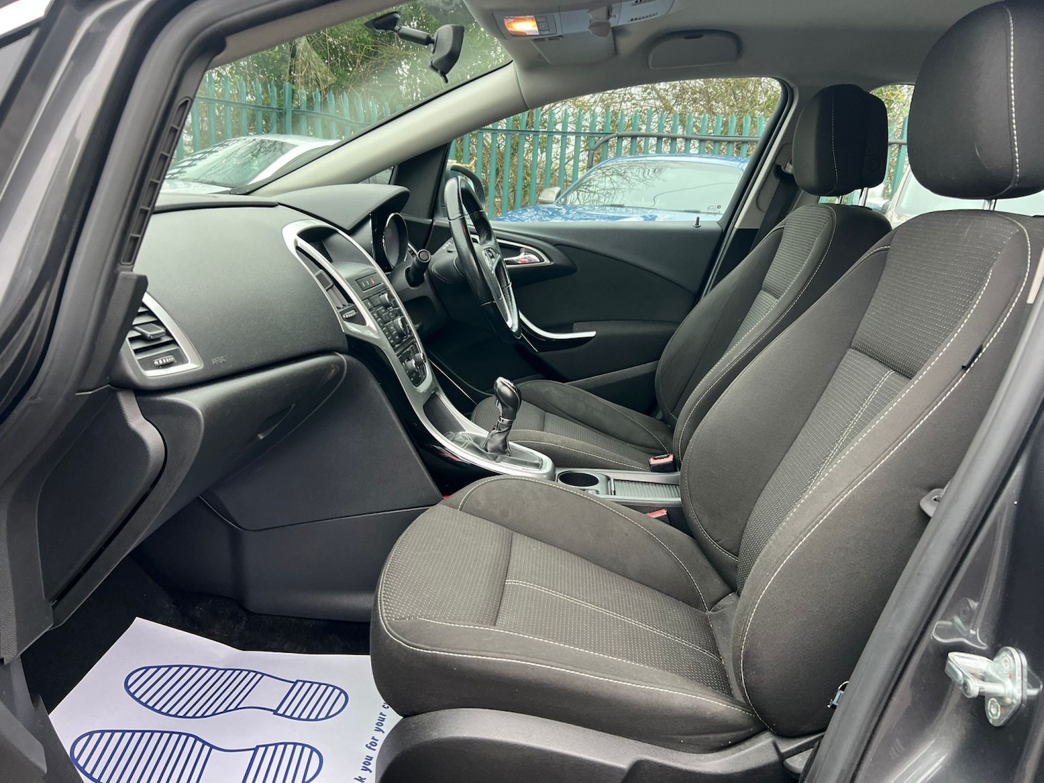 Used Vauxhall Astra 2012 for sale - 77431375: Photo 12