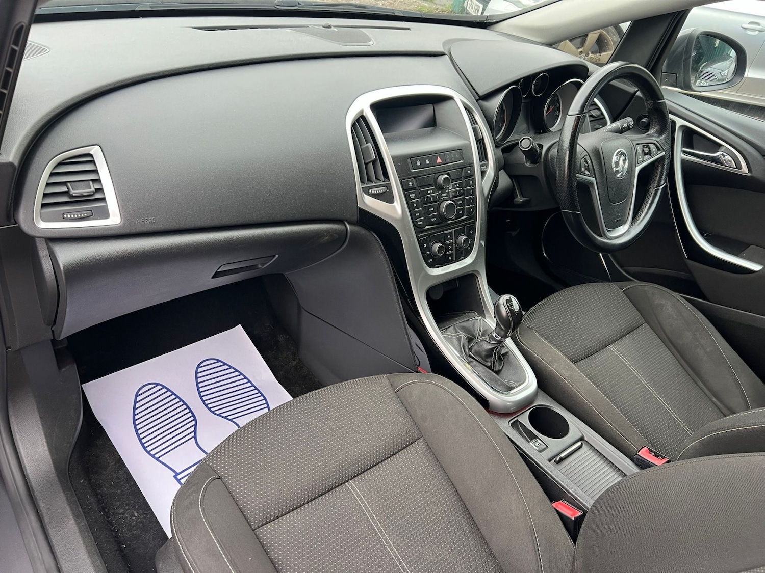 Used Vauxhall Astra 2012 for sale - 77431375: Photo 9